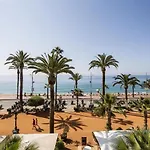 Penthouse La Riera Apartment *